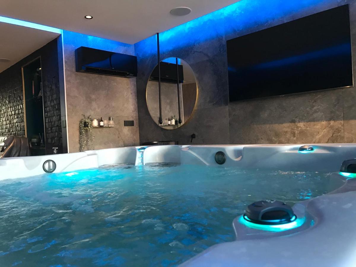 L’Odyssée Spa Seclin Exterior foto