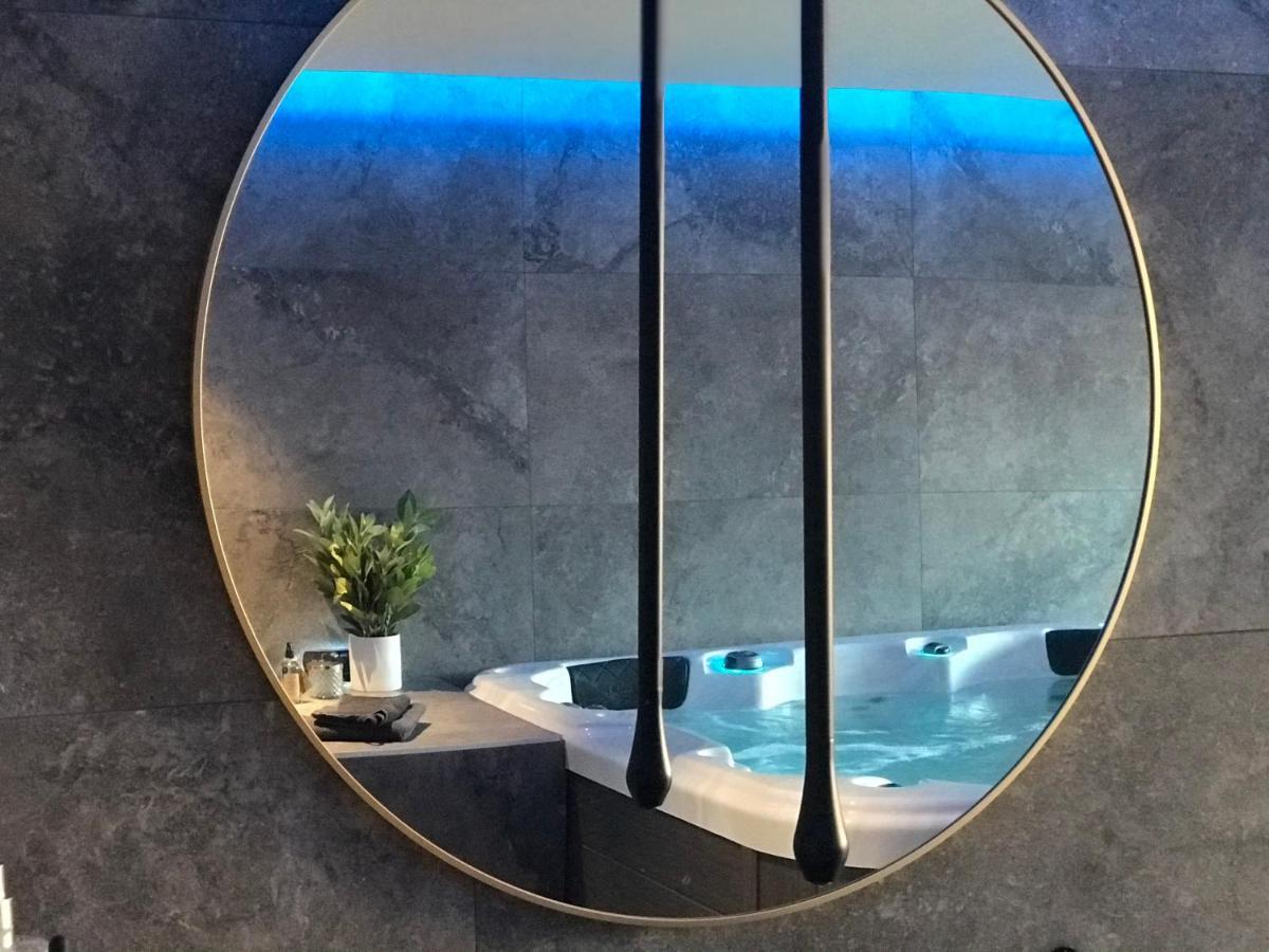 L’Odyssée Spa Seclin Exterior foto